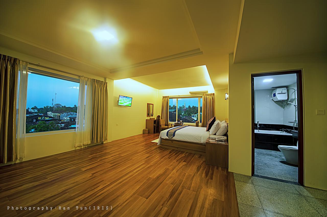 Ngwe Moe Hotel Молам'яйн Екстер'єр фото