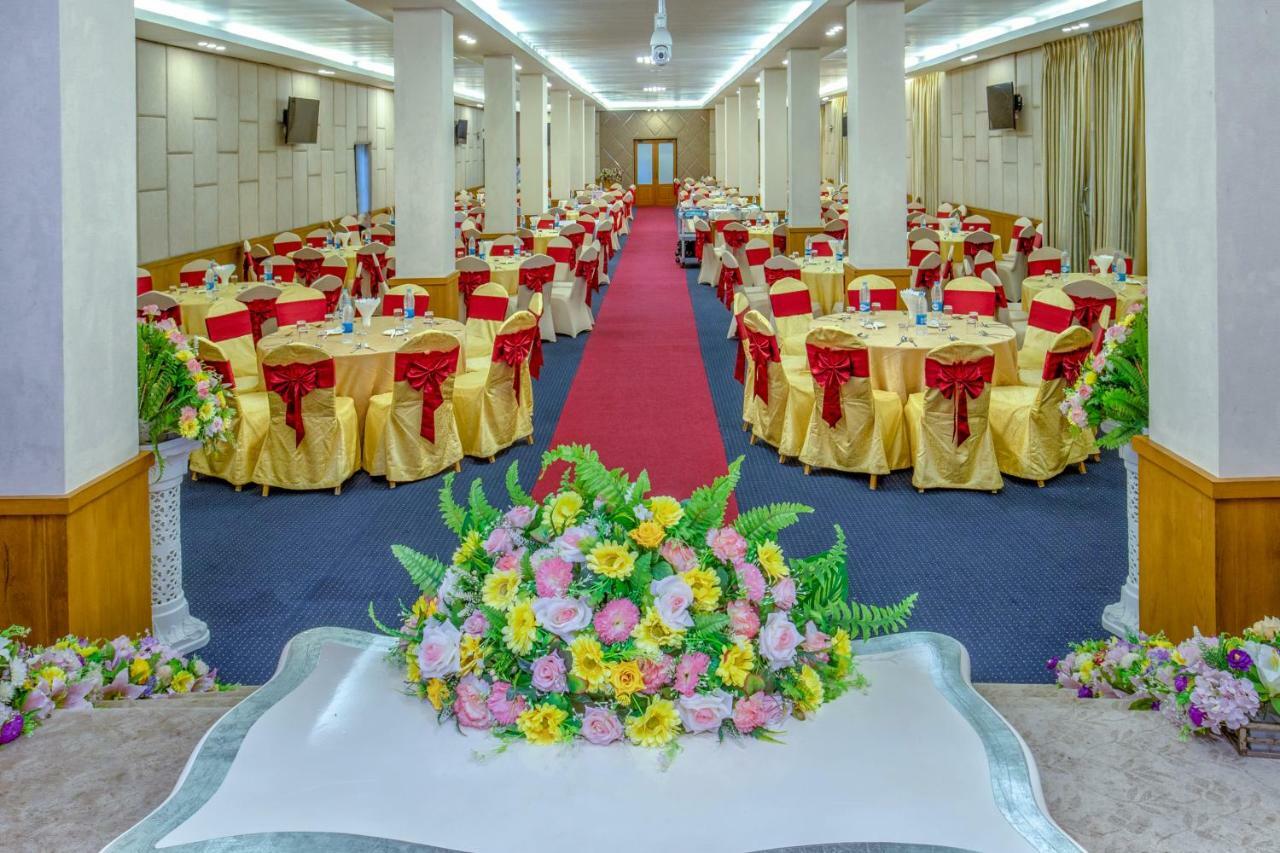 Ngwe Moe Hotel Молам'яйн Екстер'єр фото